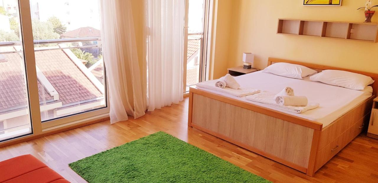 Olimp Lux Hotel Budva Exterior photo